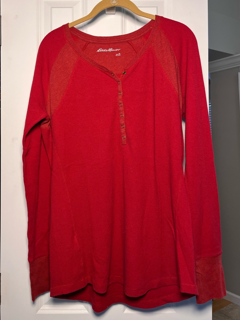 Eddie Bauer Red Long Sleeve Henley Top Size XL Casual Outdoor Basics